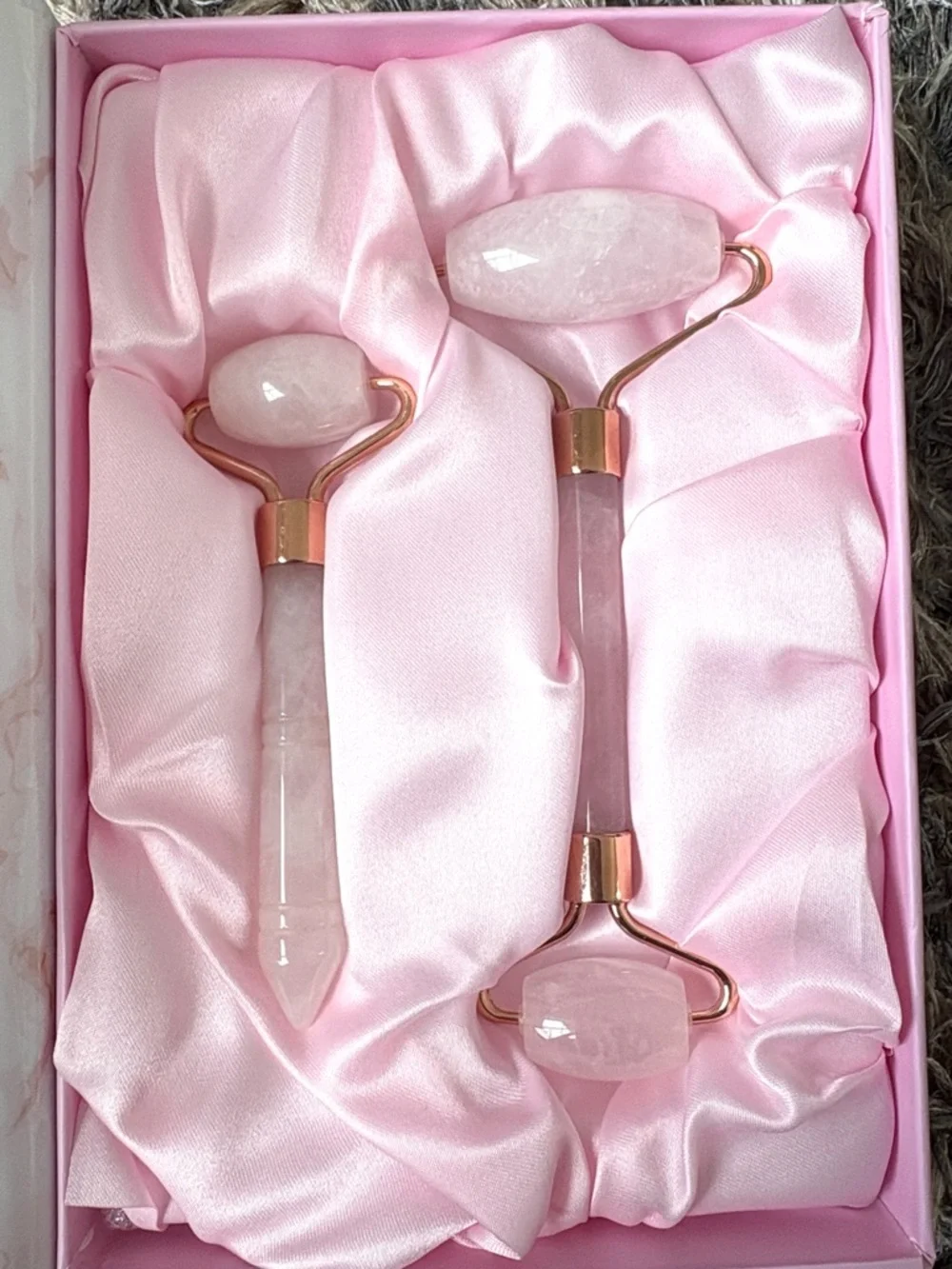 Deluxe Rose Quartz Facial Roller Set - Pink